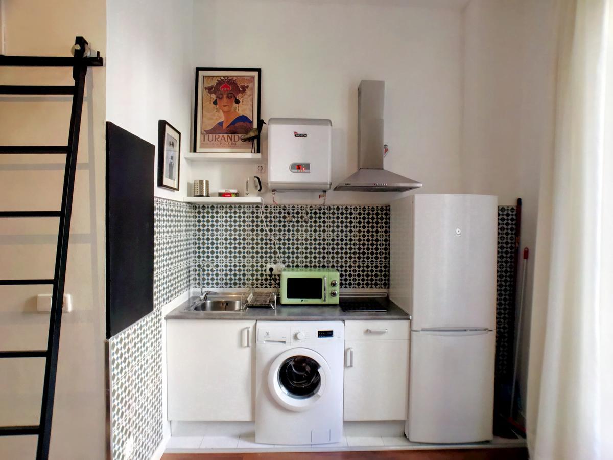 Apartments In Lavapies By Allo Housing Madrid Bagian luar foto