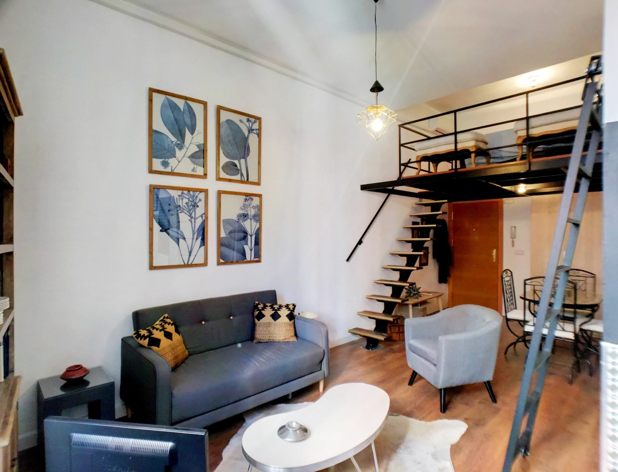 Apartments In Lavapies By Allo Housing Madrid Bagian luar foto